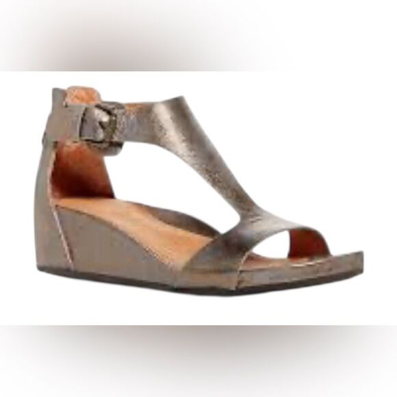 Kenneth Cole Gentle Souls Women's Metallic Wedge Sandals - 6 - Great Condition - Picture 1 of 11